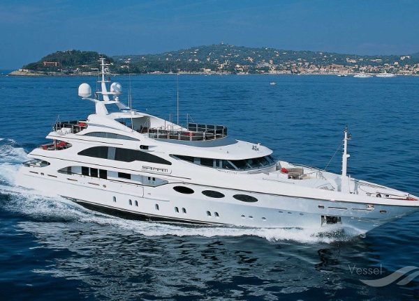 My Falcon: 52 Metrelik Benetti Motoryat